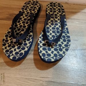 Coach Flip Flops Size 8